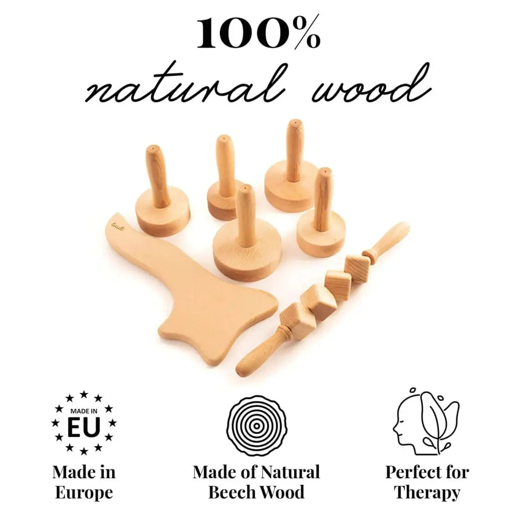 Five wooden cups (Ø7–11 cm) arranged by size, top-down view